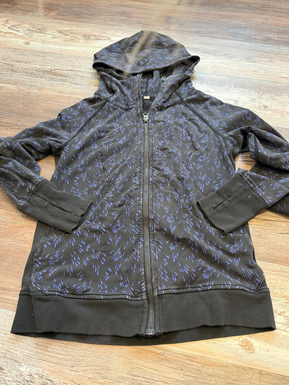 Lululemon Women's Scuba Hoodie III *Terry Blue / Black Full Zip Jacket Size 8